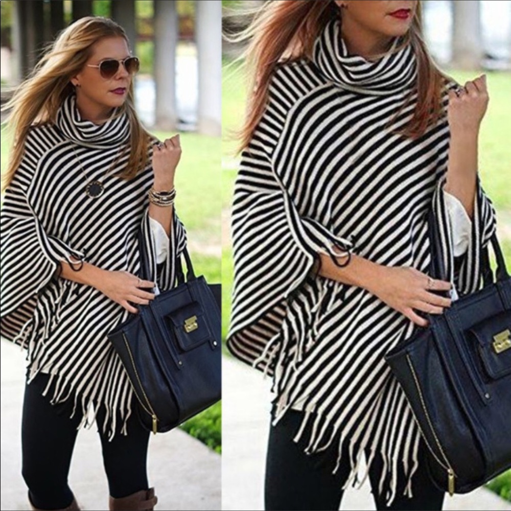 ✨One Left✨ Black & Cream Striped Fringe Poncho, OS - Picture 3 of 8